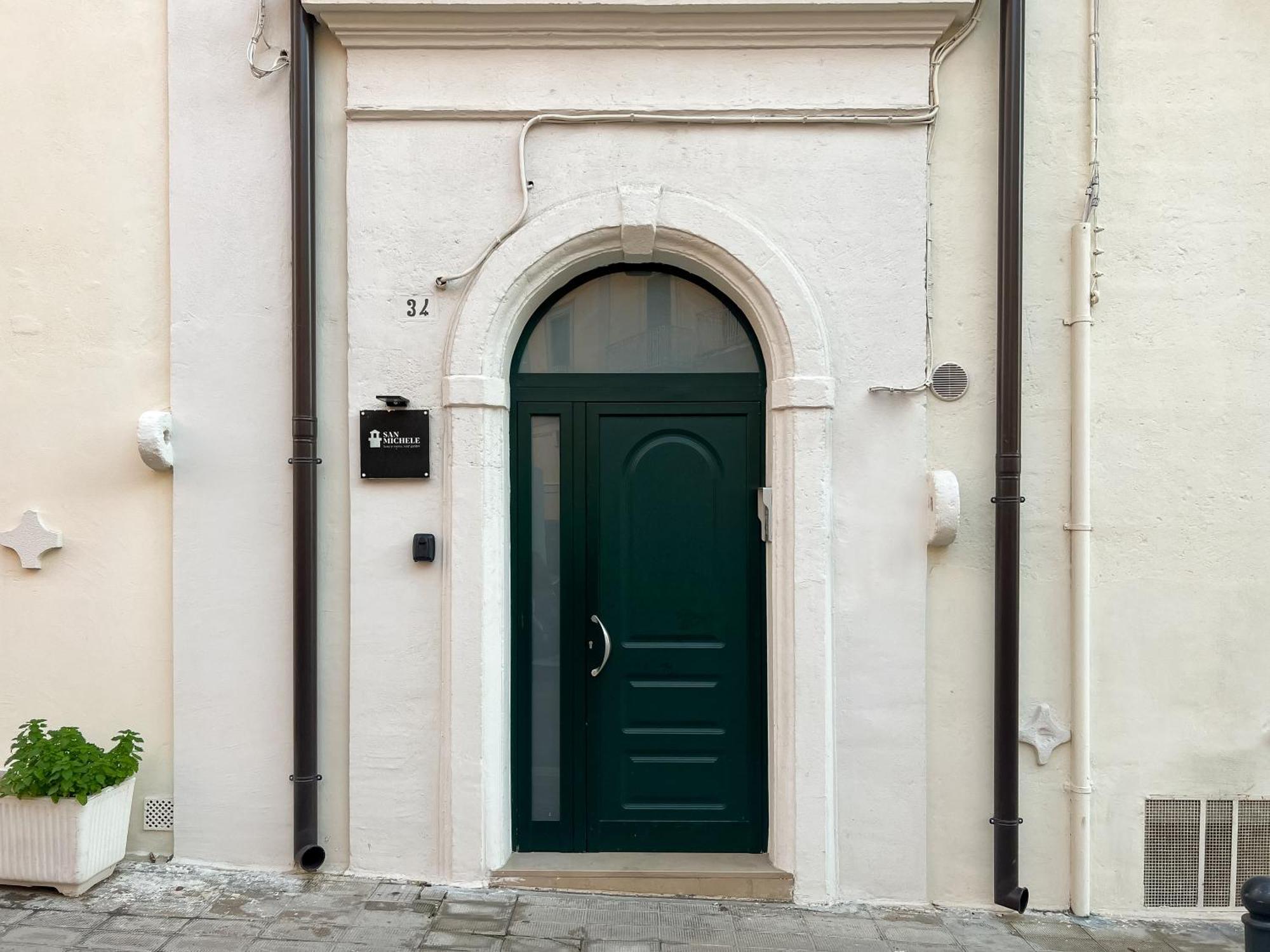 San Michele Luxury Rooms Матера Экстерьер фото